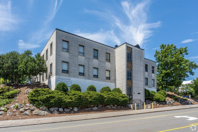 240 Bear Hill Rd 1