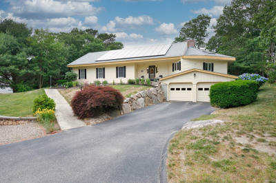 106 Ambleside Dr 1