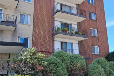 80 Main St #9 1