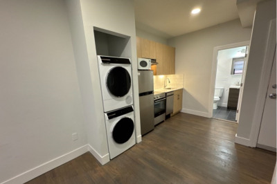 270 Newbury St #10 1