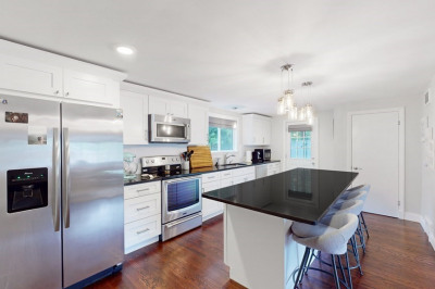 21 Wakefield Ave 1