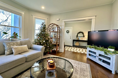 38 Robeson St #1