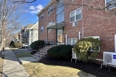 1 Wyman St #4 1