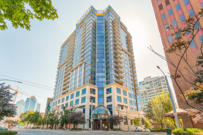 2033 2nd Ave #703