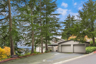 4815 102nd Lane Ne