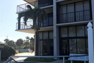 Hutchinson Island luxurious beachfront condominiums for sale
