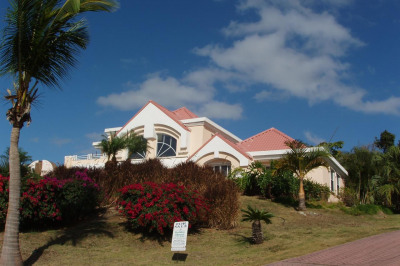 3b-60 Sans Soucci & Guinea Gut #Villa del Sol 1