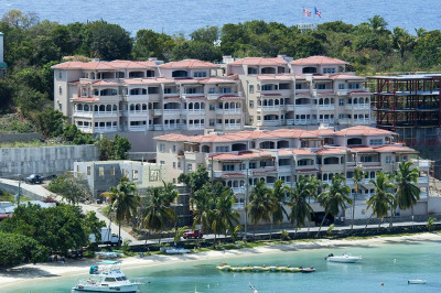 86 Cruz Bay Town #B102 1