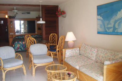 210 Smith Bay Ee 1