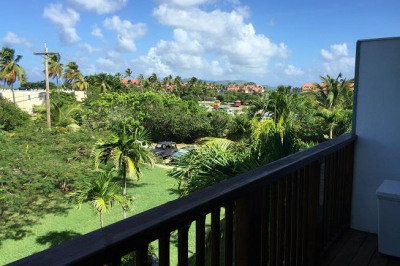 305 Smith Bay Ee 1