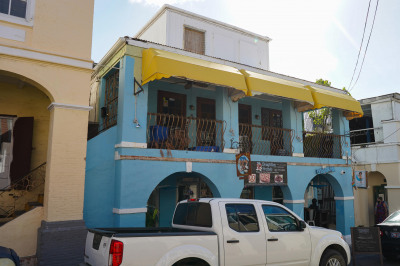 43-a Queen Cross Ch 1