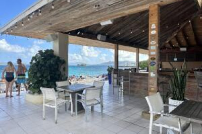 305 Smith Bay Ee 1