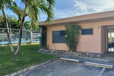 37 St. John Qu 1
