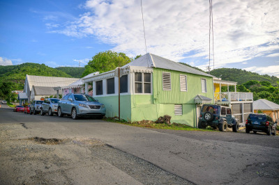 30&31/4&5 Queen Cross Ch 1