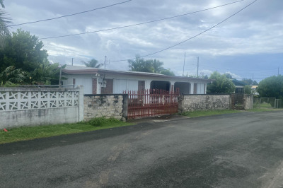 175 Strawberry Hill Qu 1