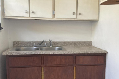 173-29/ #2 Anna's Retreat New 1