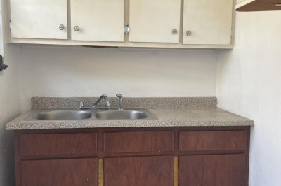 173-29/ #2 Anna's Retreat New 1