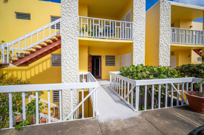 237 St. John Qu 1