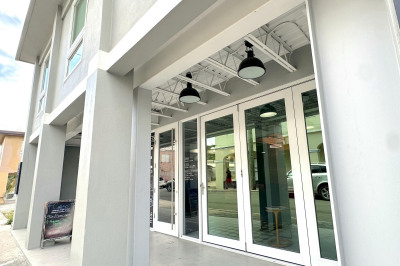 50ab/4 Company Street Ch 1