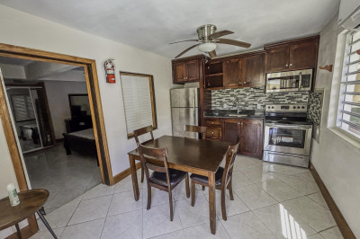 282/apt 1 Hermon Hill Co 1