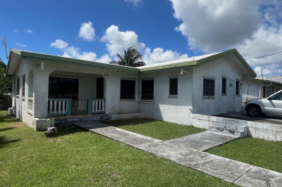 408 Strawberry Hill Qu 1