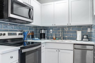 158 Smith Bay Ee 1