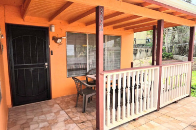 392 Strawberry Hill Qu 1
