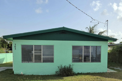 305 Strawberry Hill Qu 1