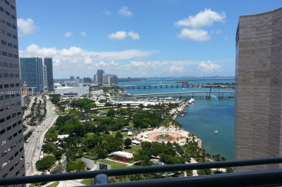325 S Biscayne Blvd #3120 1