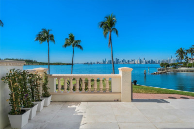 2417 Fisher Island Dr #5107 1