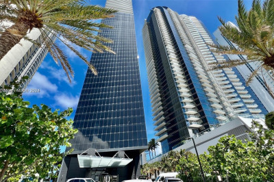 17141 Collins Ave #3102 1