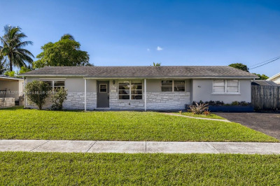 360 NW 39th Street 1