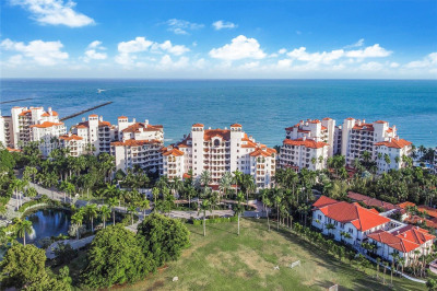 7600 Fisher Island Dr #7622 1