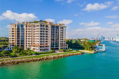 7785 Fisher Island Dr #7785 1