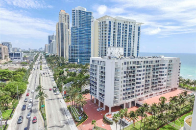 17275 Collins Ave #605 1