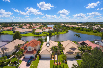 447 SW Horseshoe Bay 1