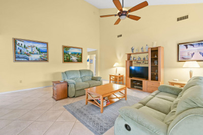 160 Cape Pointe Circle 1