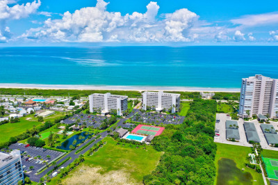 5055 North Highway A1a #102 1