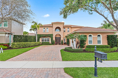 115 Villa Nueva Place 1