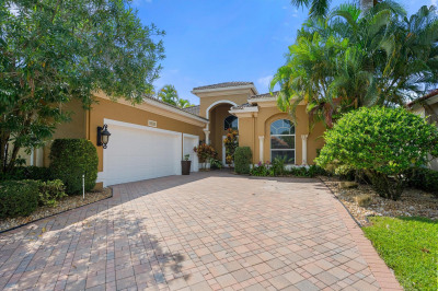 10759 Greenbriar Villa Drive 1