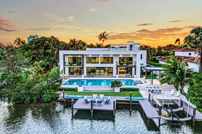 1430 S Ocean Dr 1
