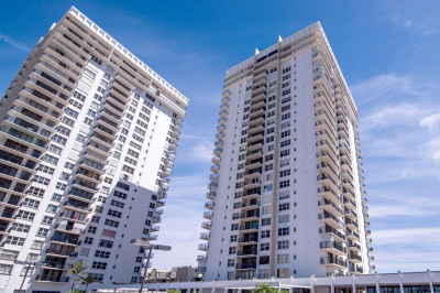 2201 S Ocean Drive #705 1