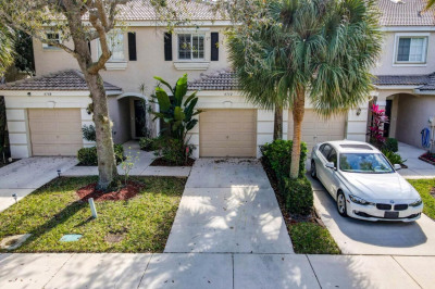 4712 Palmbrooke Circle 1