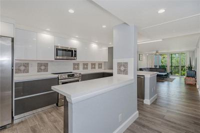 7 Royal Palm Way #304 1