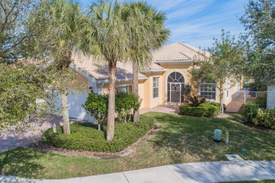 4918 Grassleaf Drive 1