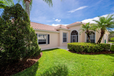 8784 SE Retreat Drive 1