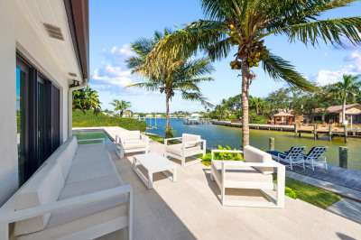 1474 Point Way 1