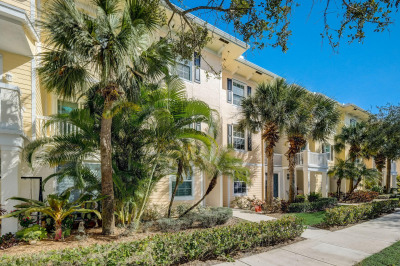 245 Murcia Drive #203 1