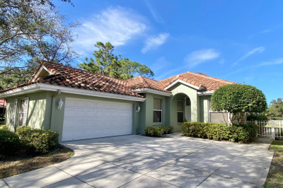 100 Hampton Circle 1