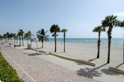 511 S Surf Rd 1